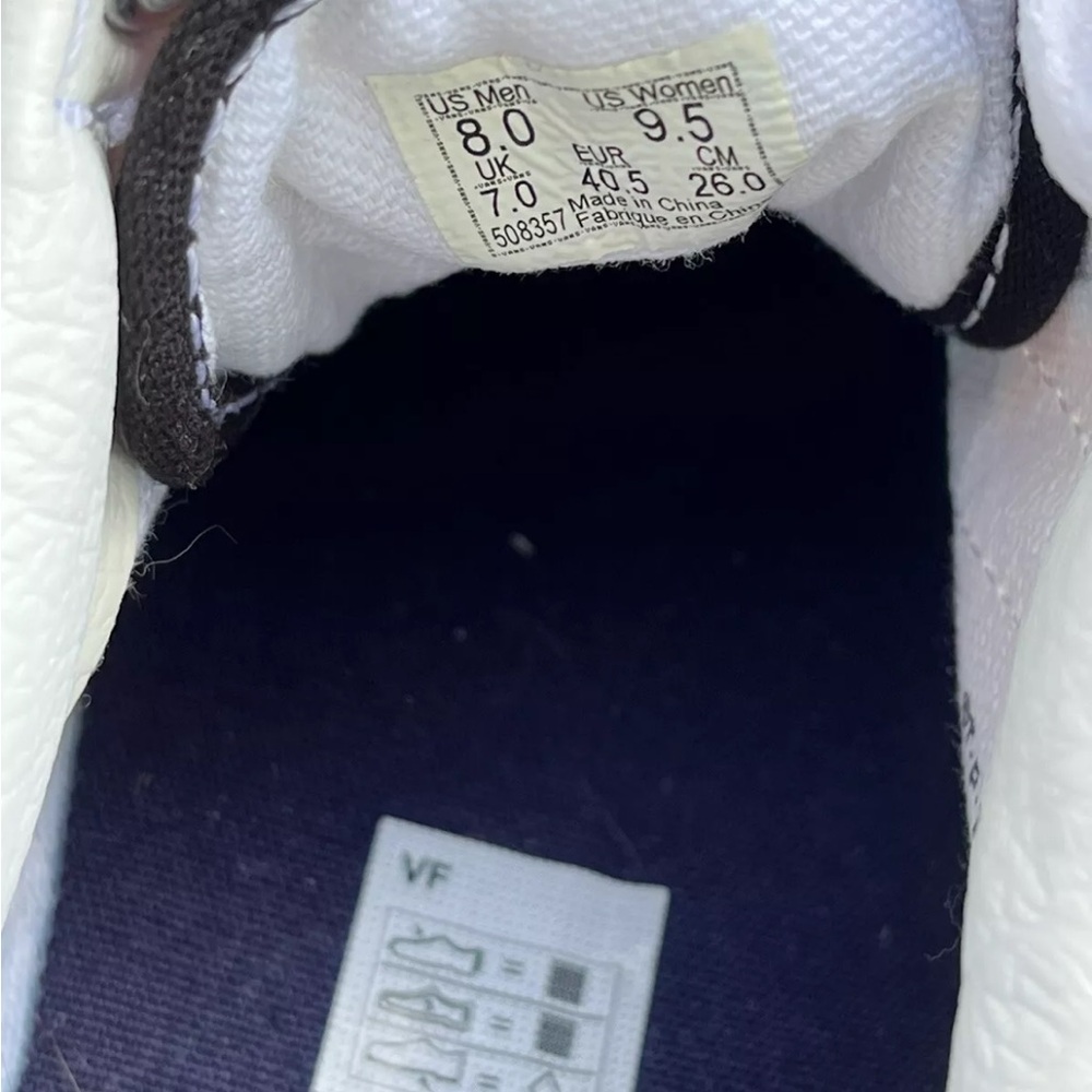 Vans Off The Wall Mens 8 Womens 9.5 EU 40.5 X Sailor Moon Sneakers Old Skool - Picture 8 of 9
